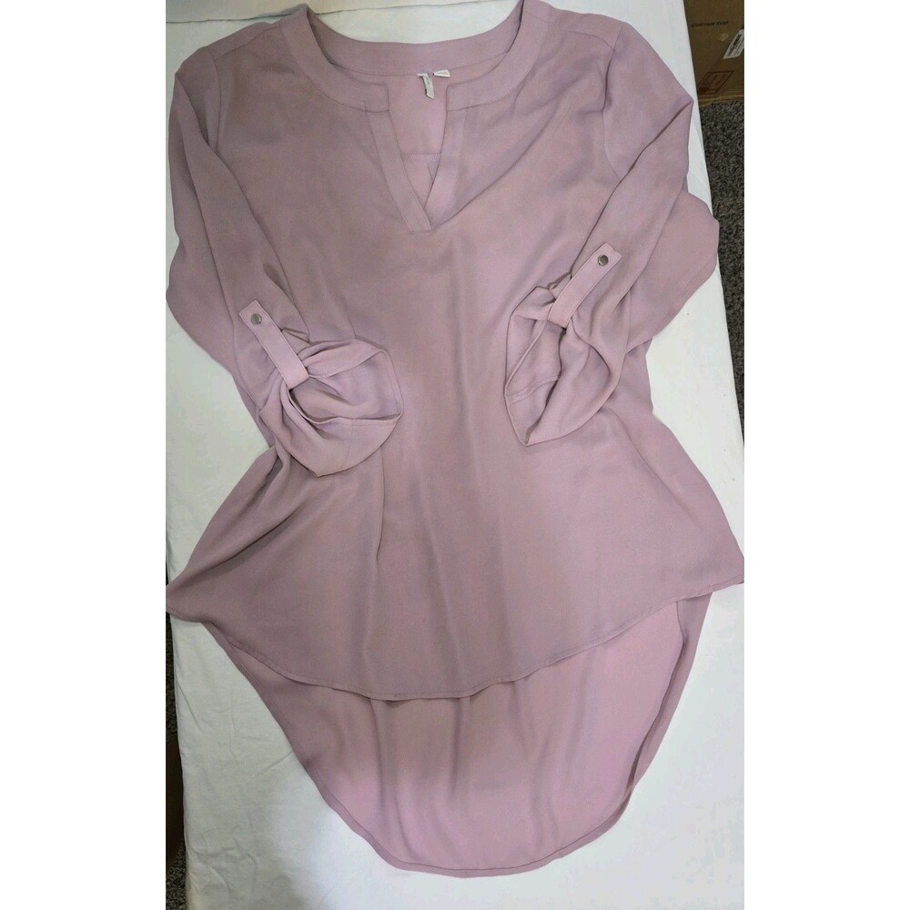 Est. 1948 Women’s Pink Blush V-Neck Roll Tab Sleeve Blouse Size L